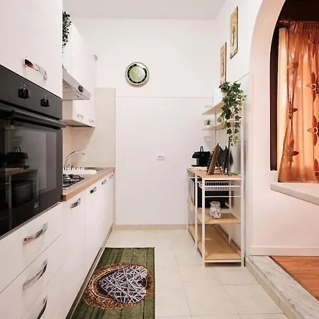 Penthouse 200 Meters From Metro Wi-fi And Ac Apartment Rome