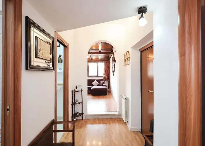 Penthouse 200 Meters From Metro Wi-fi And Ac *